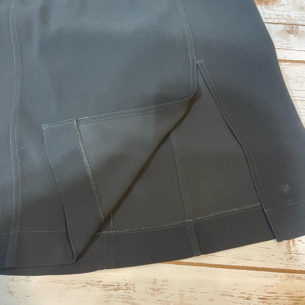 Classic Chanel Black Women's Skirt - Picture 2 of 6